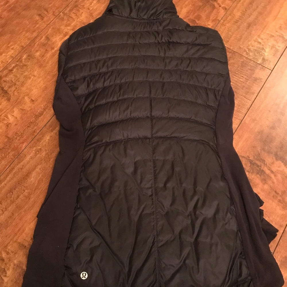 Lululemon down pullover jacket